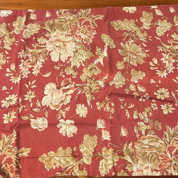 Vintage King Shams/Pillowcases - Picture 3 of 4